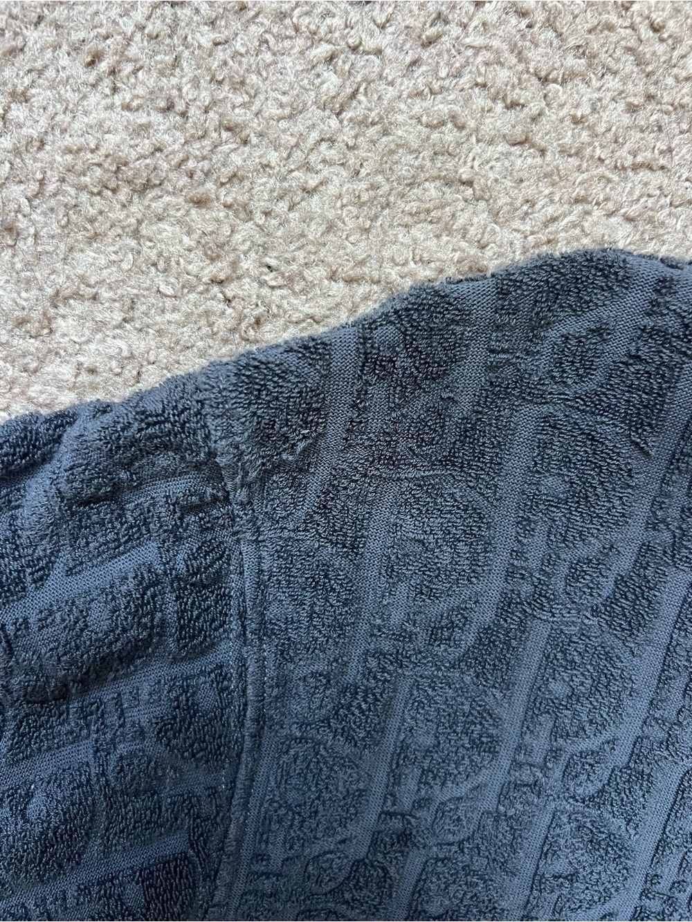 Dior Men’s Gray Monogram Crewneck Sweater - Picture 7 of 10